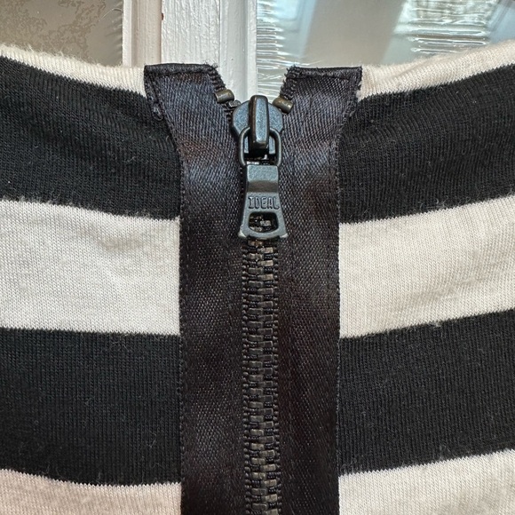 Alice and Olivia by Stacey Bendet Black White Striped Dress Size Medium - Picture 8 of 12